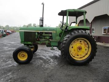 Main image John Deere 4230